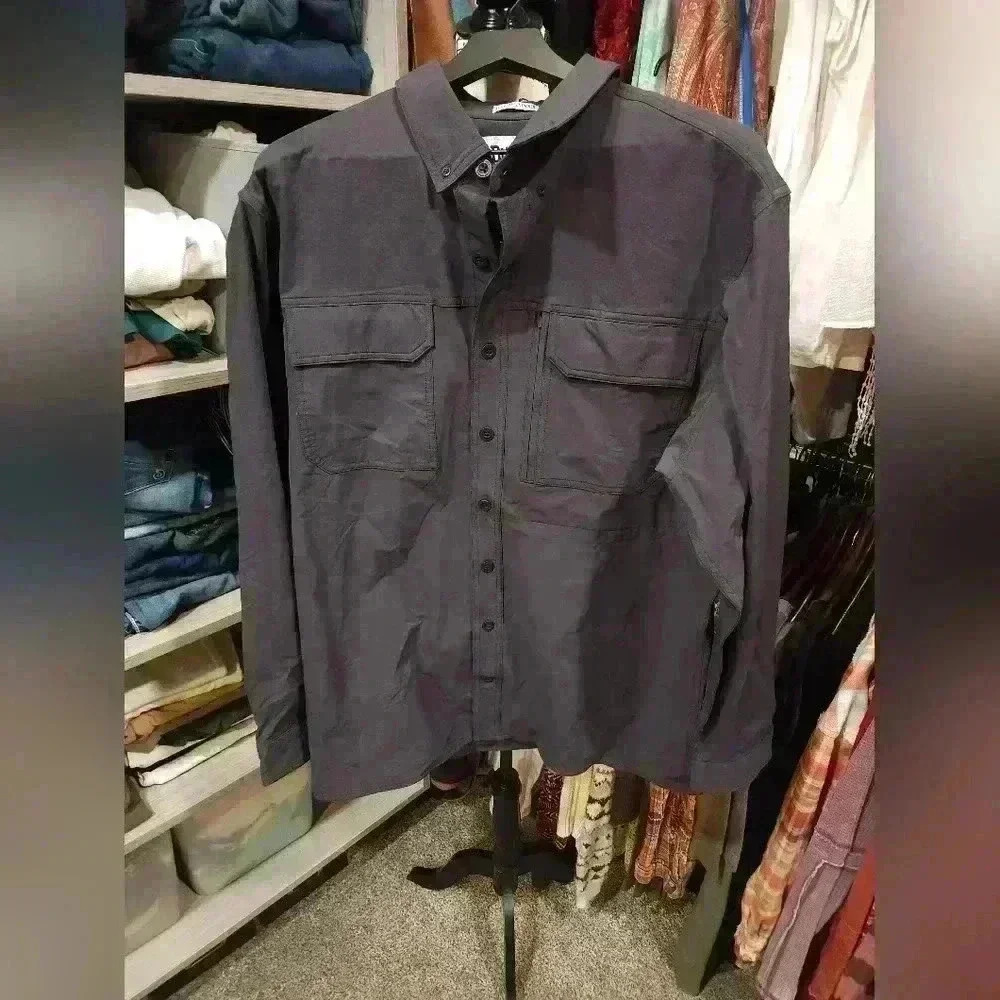 Mens duluth shirt